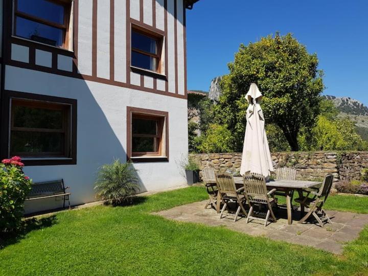 43A Nature With Parking By Aston Rentals Otañes Extérieur photo